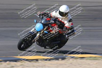 media/Nov-06-2023-Moto Forza (Mon) [[ce023d0744]]/4-Beginner Group/Session 2 (Bowl Tight Speed)/